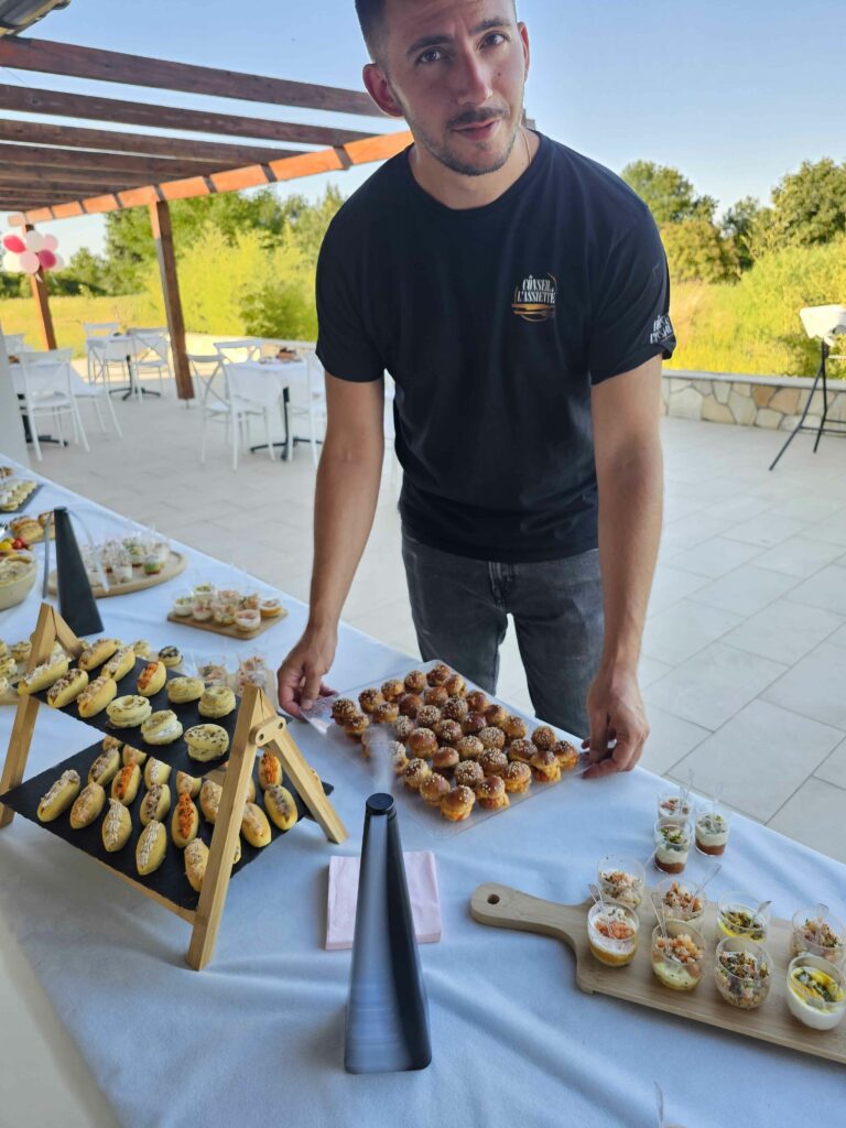 Buffet et pièces cocktail — traiteur événementiel Montluel
