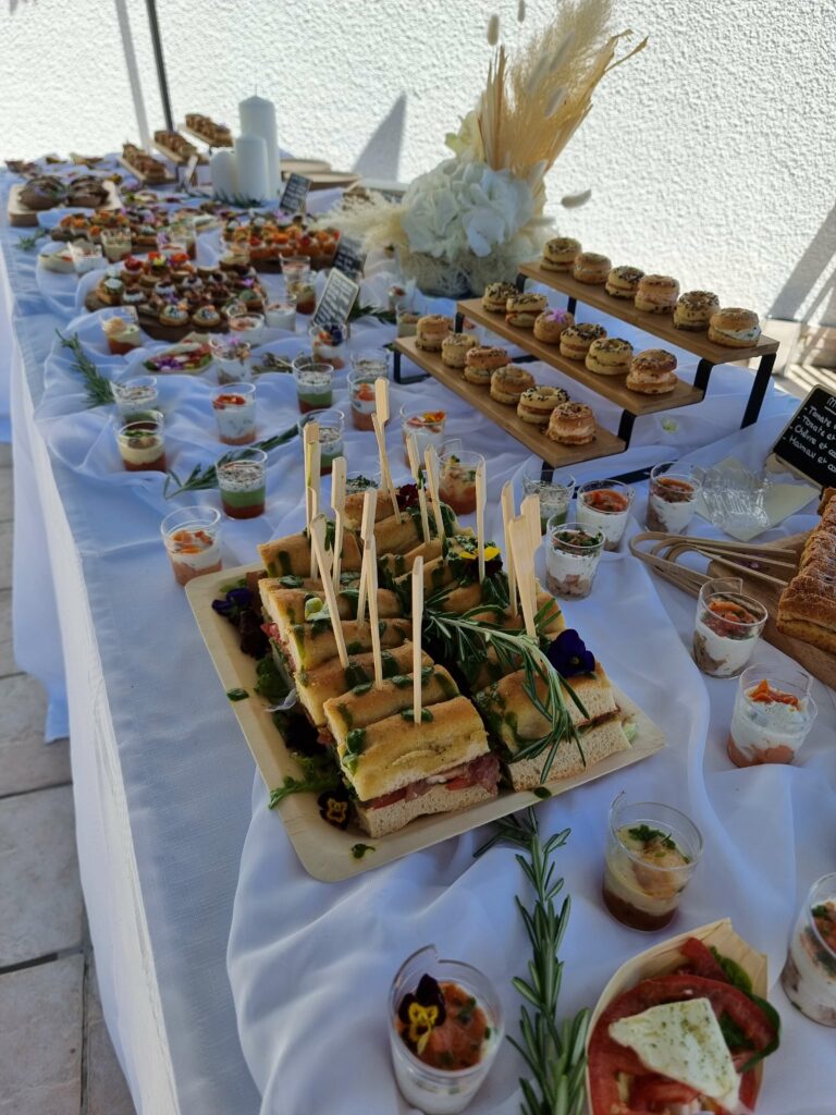 Cocktail et buffet — chef Dimitri, près de Lyon
